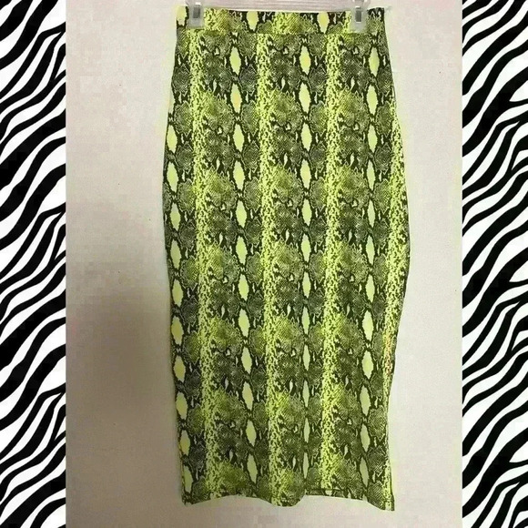 Lime Green Python Print Pencil Skirt - Picture 1 of 4